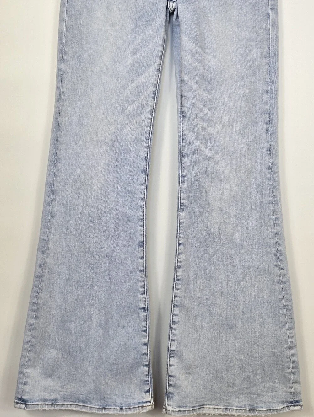 American Eagle Super High Rise Flare Jeans Next Level Stretch Button Fly 0
